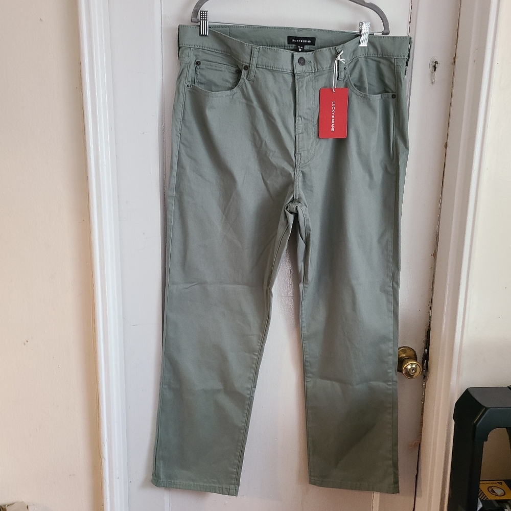 Lucky Brand 410 Athletic Jeans Mens 38x30 Olive Green Straight Casual.